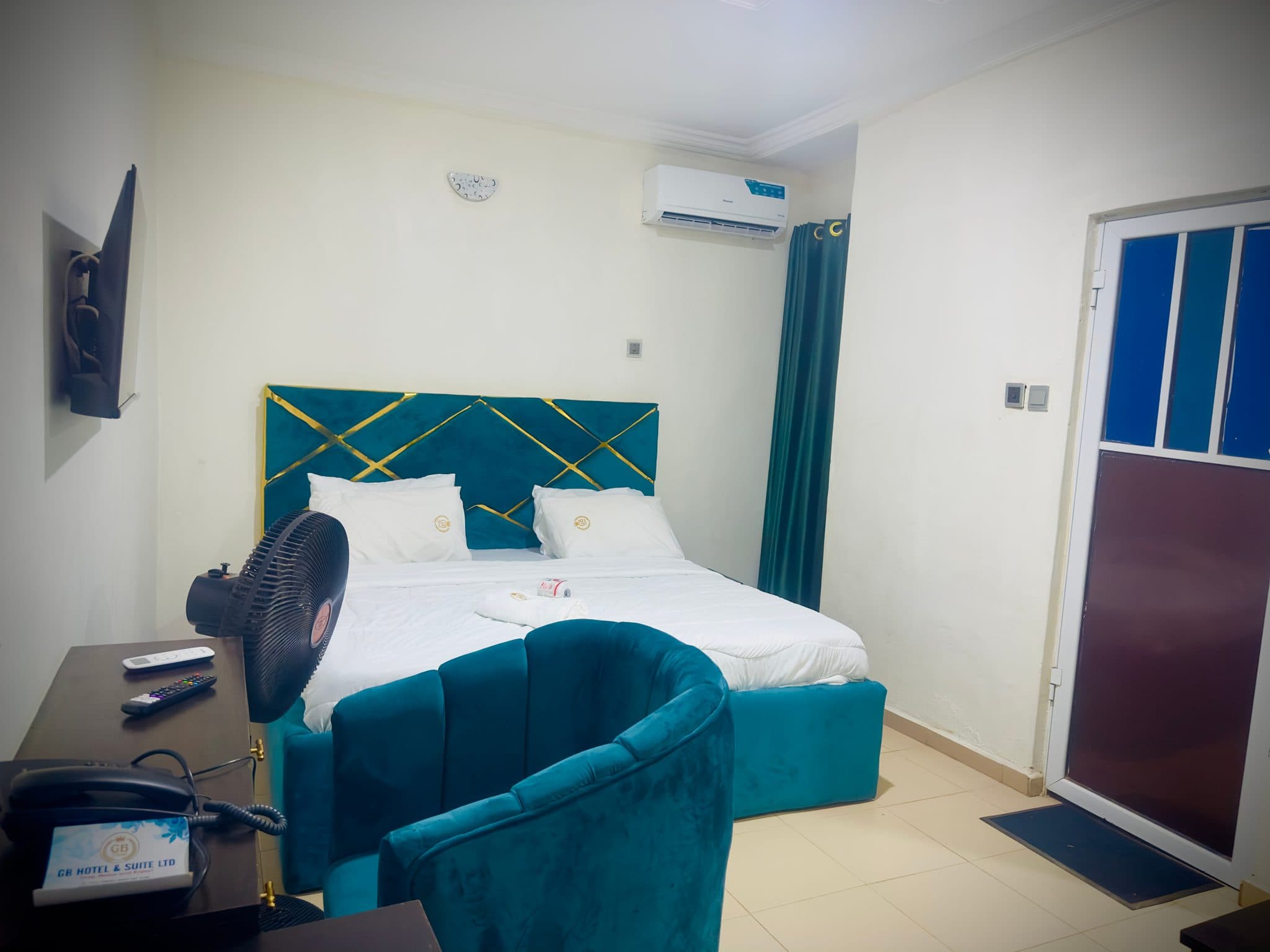 Mini Suite — 2026 08 11 17 27 IMG 4943