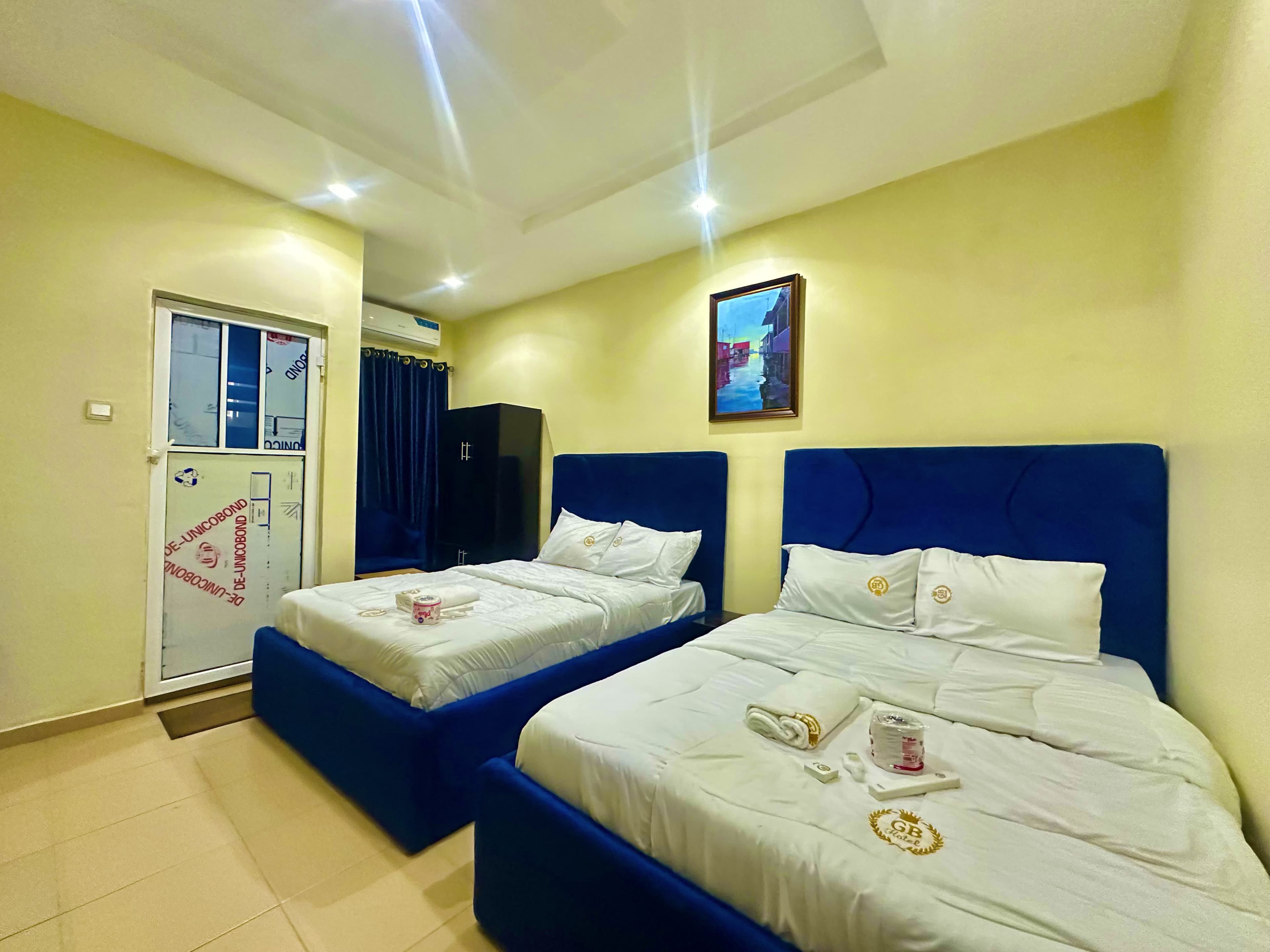 Twin Bed — 1