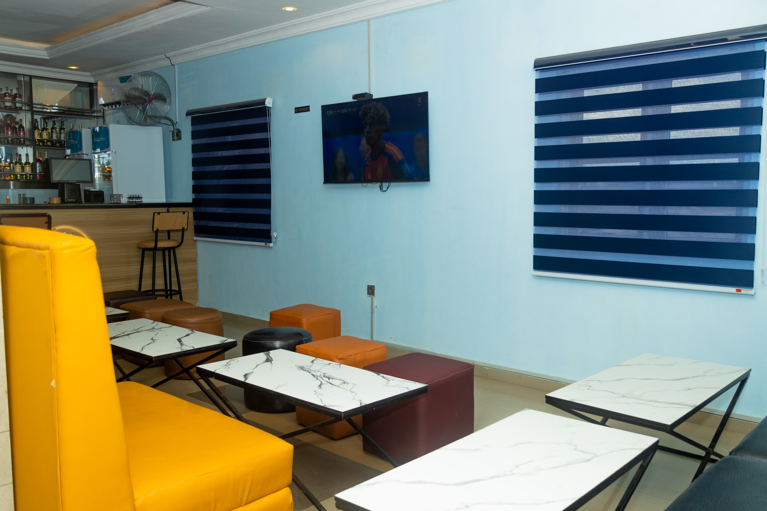 Bar — bar 2