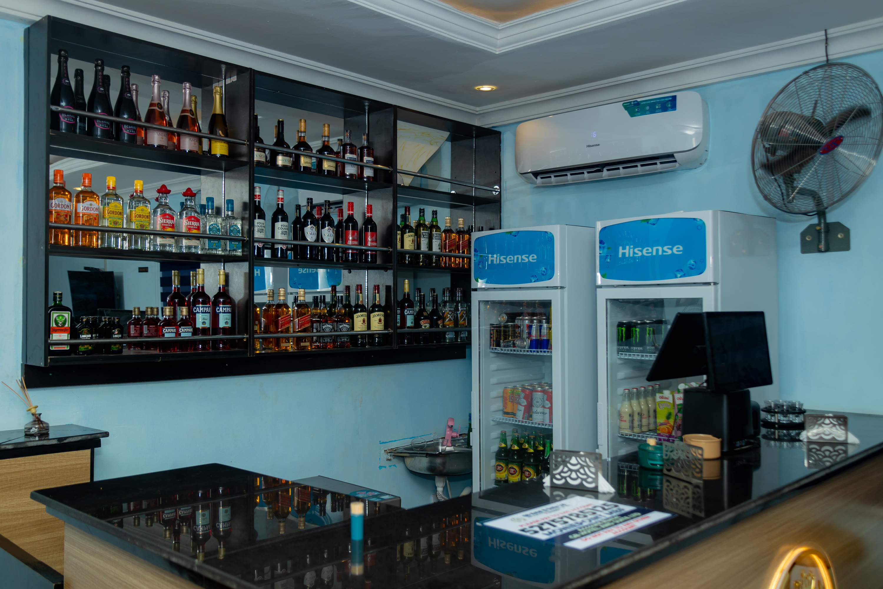 Bar — bar 6