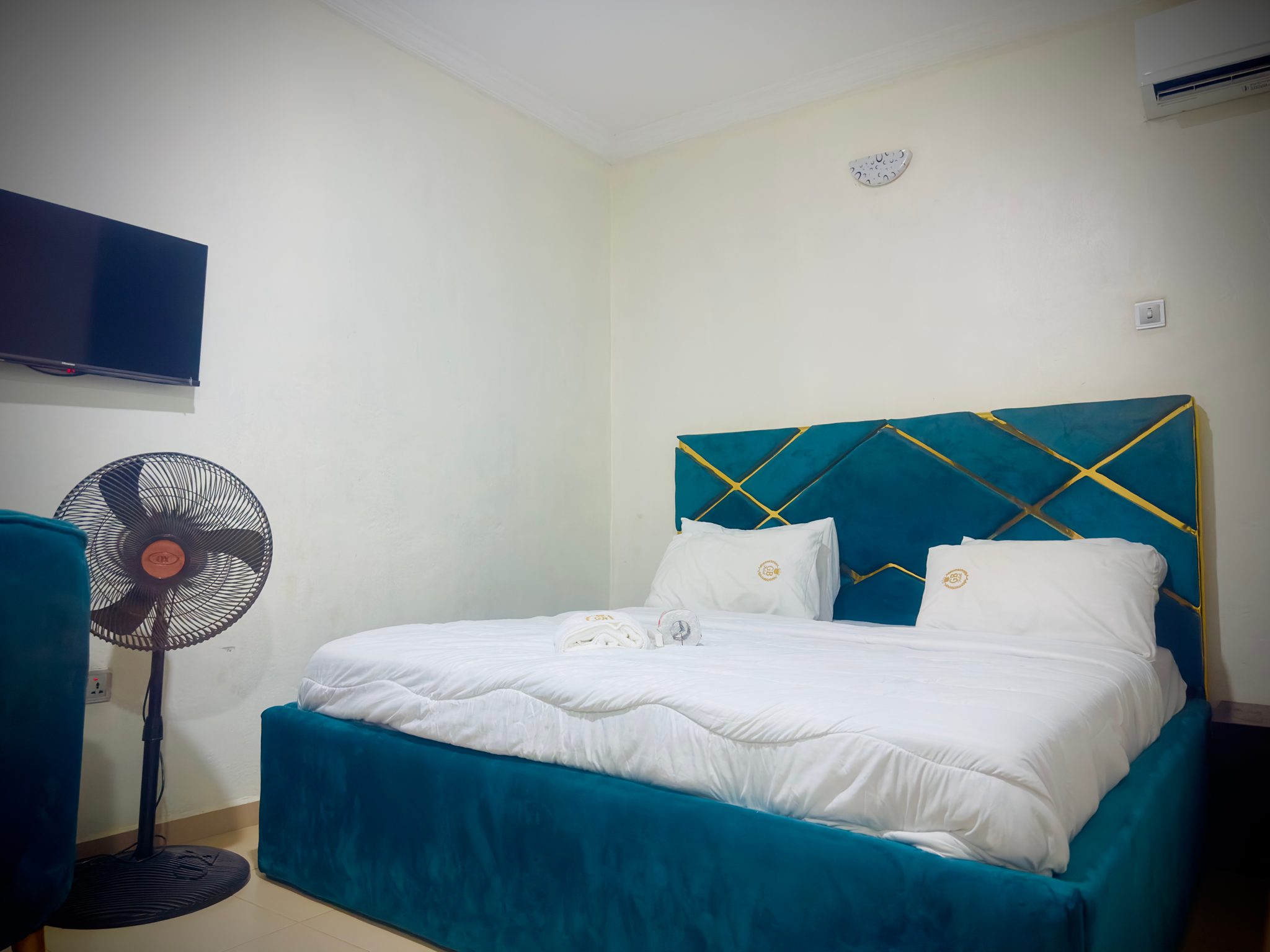 Mini Suite — 2026 08 11 17 27 IMG 4944